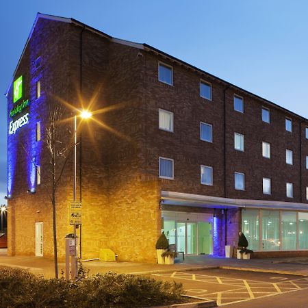 Holiday Inn Express Nuneaton By Ihg Dış mekan fotoğraf