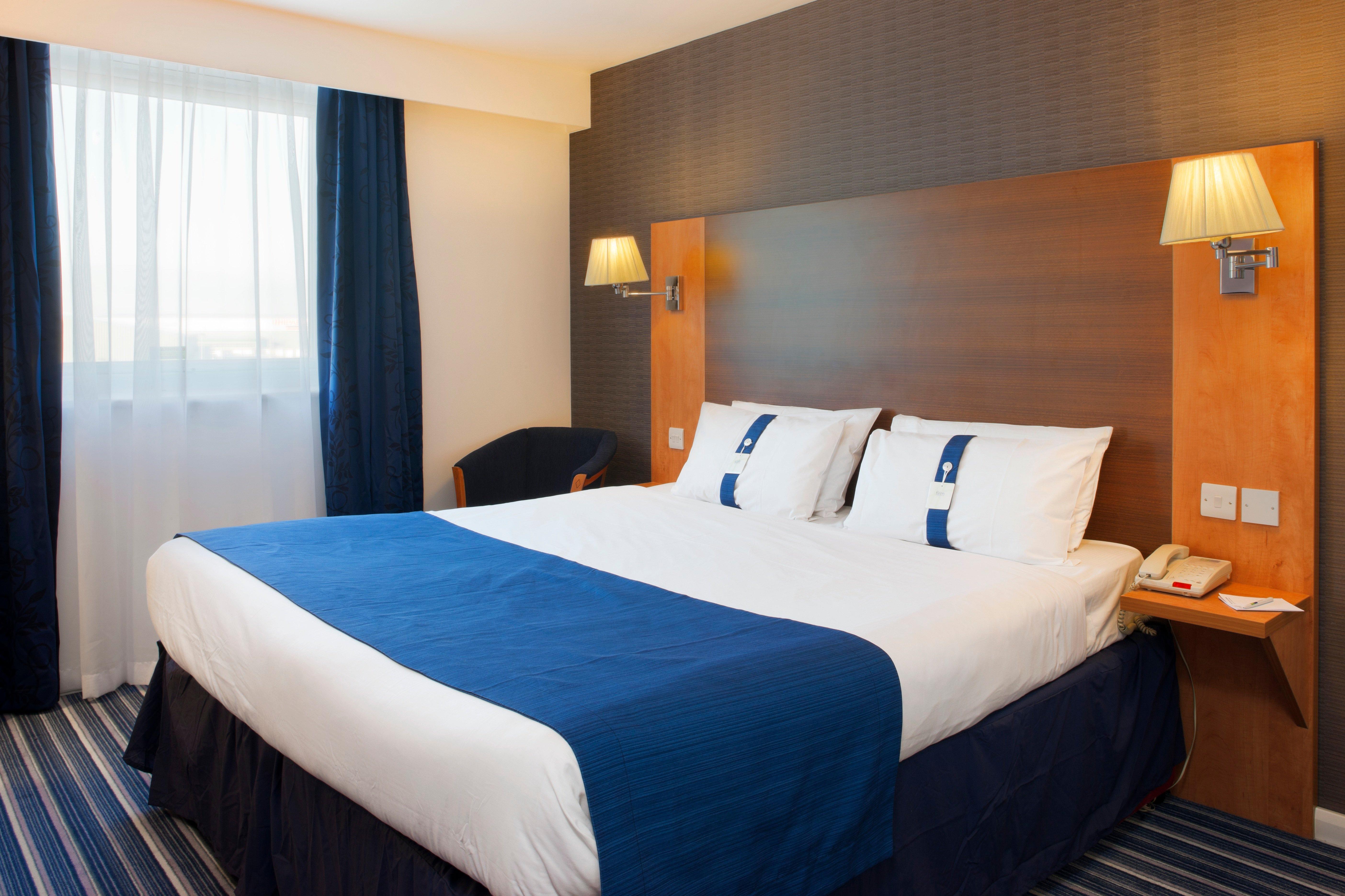 Holiday Inn Express Nuneaton By Ihg Dış mekan fotoğraf