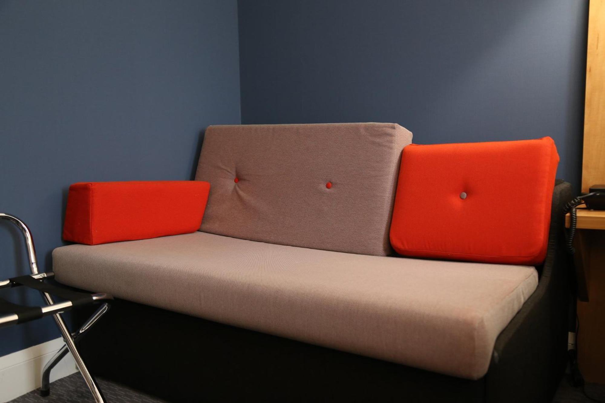 Holiday Inn Express Nuneaton By Ihg Dış mekan fotoğraf