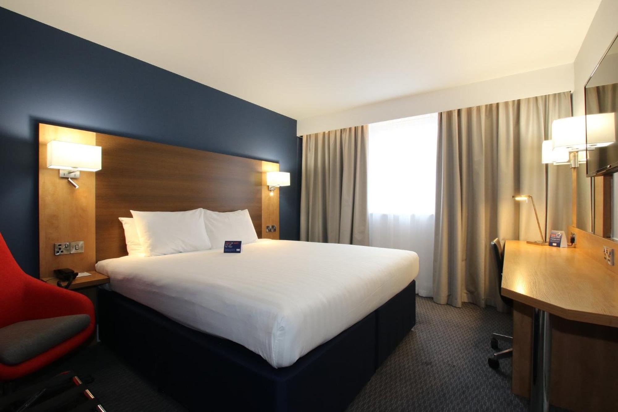 Holiday Inn Express Nuneaton By Ihg Dış mekan fotoğraf